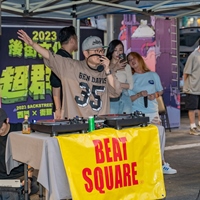 DJ Chicano(光頭)