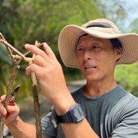 陳紹忠(飛鼠老師)