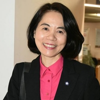 周麗芳