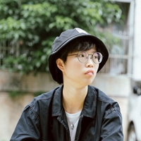 秦佐