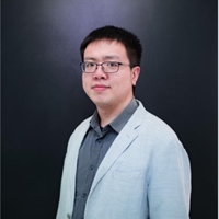 Dennis 黃道育