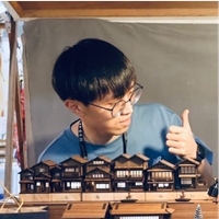 韋中