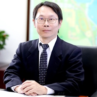 李明安