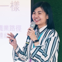 李情