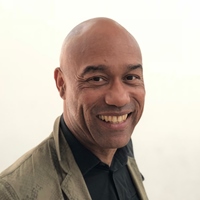 Gus Casely-Hayford加斯·卡斯利-海福德