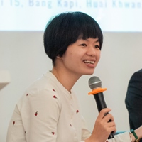 Nguyễn Vũ Tú Hằng (越南)