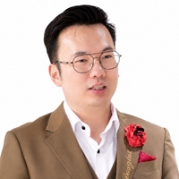 Douglas Choong