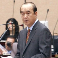 謝深山