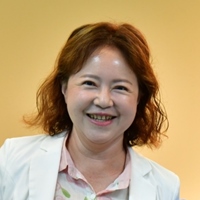房美華