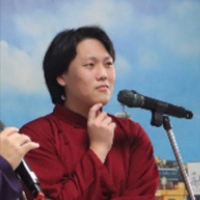 泓佑