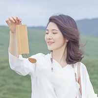 Flora 游巧薇老師