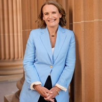 Dr Caroline Butler-Bowdon