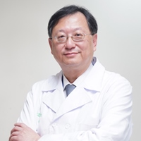余忠仁 院長