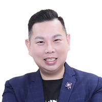 薛煒立