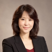 李青青 Julia Li