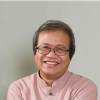 蕭瓊瑞