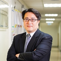陳亮恭