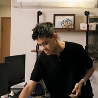 黃靖緯