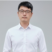 謝逸騰